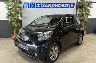 Toyota iQ 1.0 VVTi Aspiration // Navi // Ecc