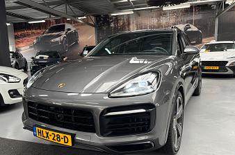 Porsche Cayenne 3.0 E-Hybrid / Panorama / Sport