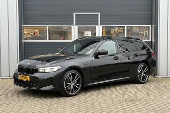 BMW 3 Serie Touring 320e | M pakket | Pano | H&K | Head Up | LED |