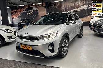 Kia Stonic 1.0 T-GDi ExecutiveLine / Camera / Navigatie
