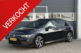 Volkswagen Golf 1.5 eTSI R-Line Business | Panoramadak | Keyless | Stoel verwarming | Camera |