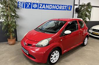 Toyota Aygo 1.0-12V // incl. nieuwe APK!!!