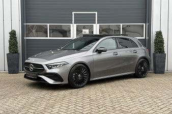 Mercedes-Benz A-Klasse 180 Star Edition | Keyless | Pano | Sfeer | Camera | Stoel verwarming |