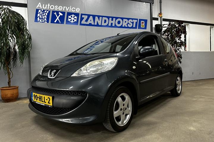 Peugeot 107 1.0-12V XS