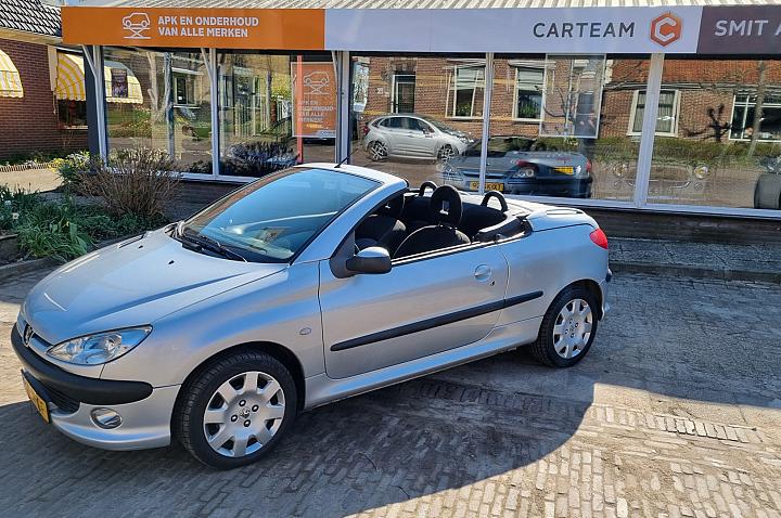 Peugeot 206 CC 1.6-16V Weinig km nw distributieriem