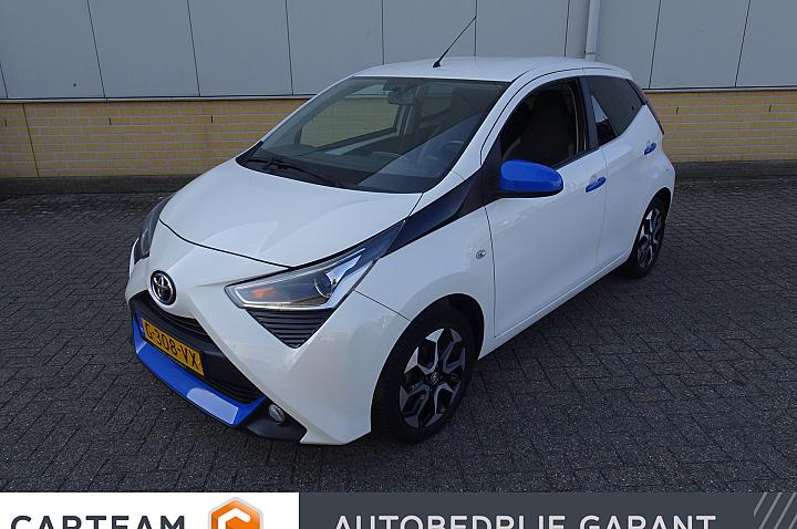 Toyota Aygo 1.0 VVT-i x-joy Climate / Camera / Navigatie / Carplay