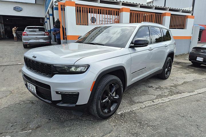 Jeep Grand Cherokee 3.6L V8