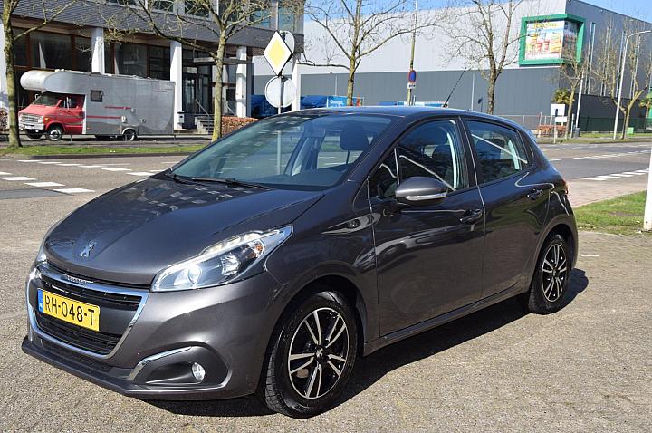 Peugeot 208 1.2 PureTech Blue Lion VERKOCHT !!!!