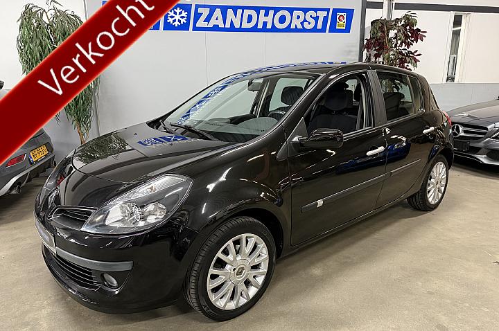 Renault Clio 1.6-16V Dynamique Luxe Verkocht!!!
