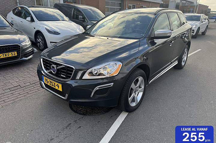 Volvo XC60 2.0 T5 R-Design
