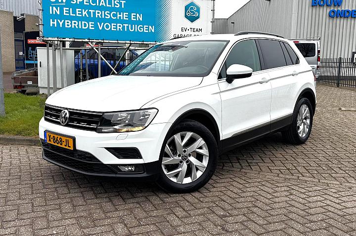 Volkswagen Tiguan 1.4 TSI ACT CARPLAY/NAVI/STOELVER/TREKHAAK