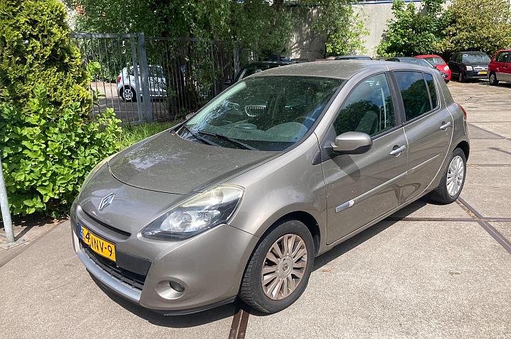 Renault Clio 1.2 Collection|Meeneemauto| Lees tekst!