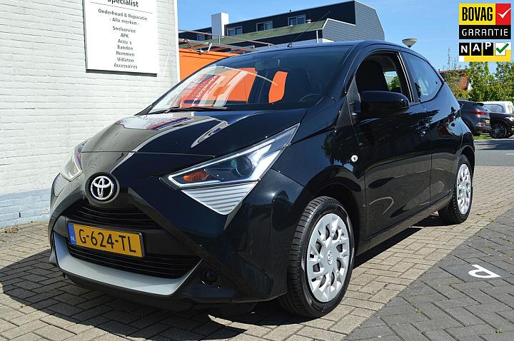 Toyota Aygo 1.0 VVT-i x-play limited / BOVAG RIJKLAARPRIJS