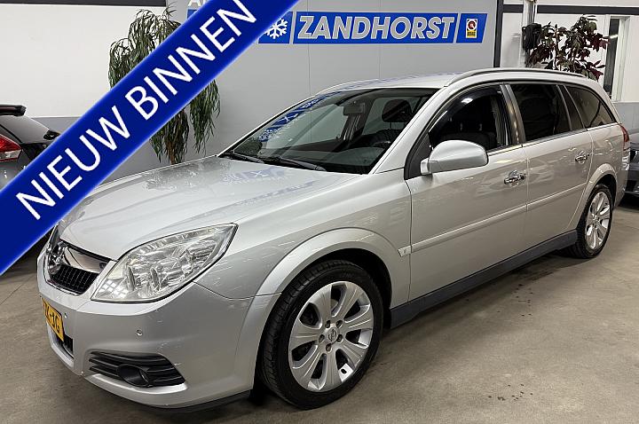 Opel Vectra Wagon 2.2-16V Executive