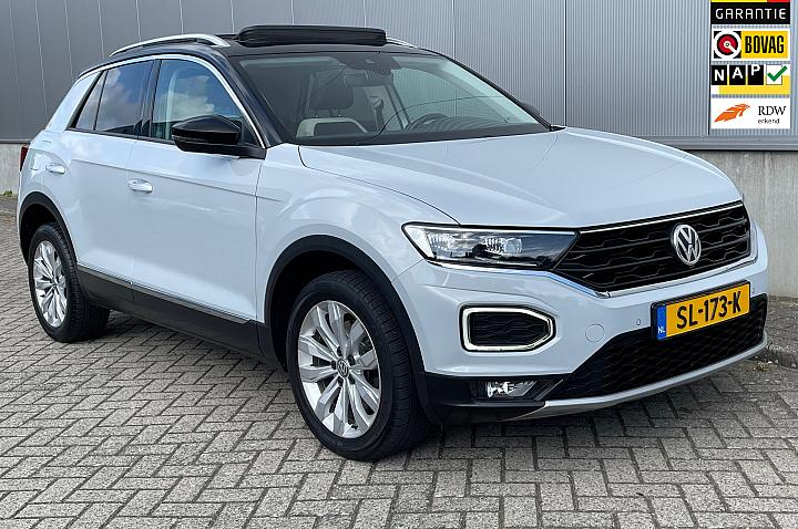 Volkswagen T-Roc 1.5 TSI Sport / Panorama Dak / Stoelverwarming