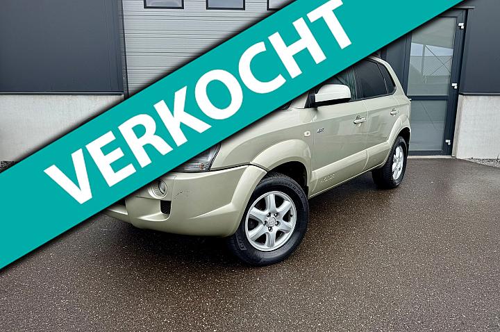 Hyundai Tucson 2.7i V6 4WD Style / Automaat / Trekhaak / Leder / Stoelverwarming