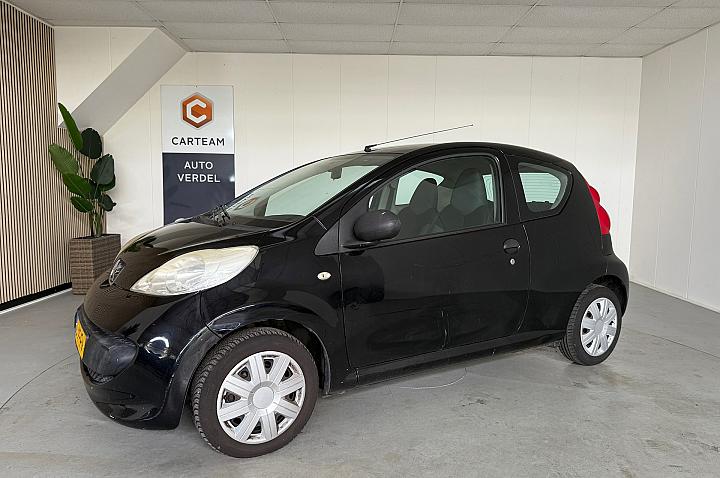Peugeot 107 1.0-12V XR