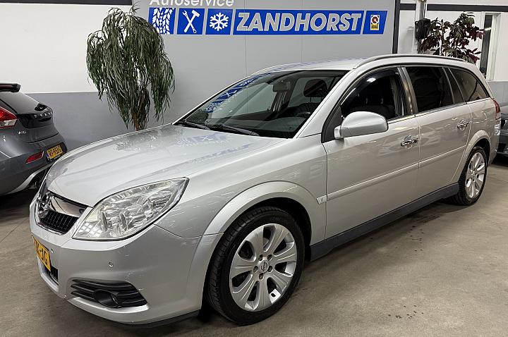 Opel Vectra Wagon 2.2-16V Executive