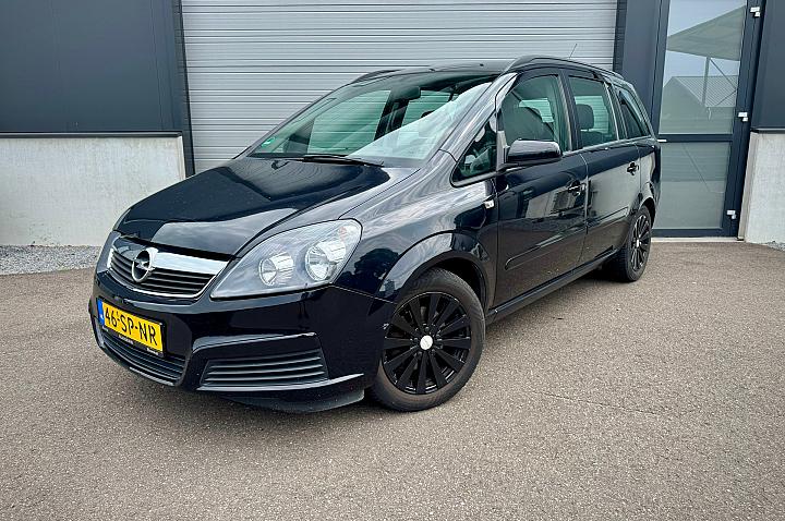 Opel Zafira 1.6 Enjoy / 7 persoons