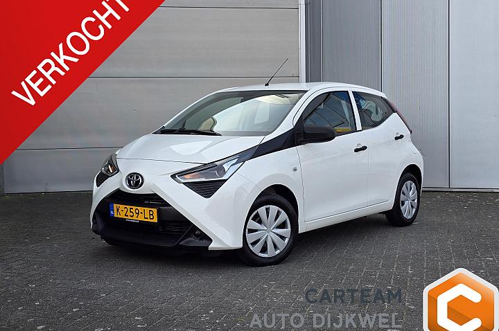 Toyota Aygo 1.0 VVT-i x-fun