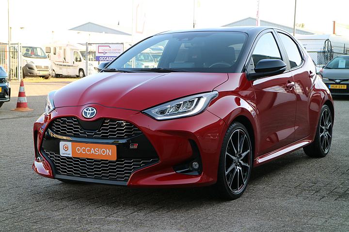 Toyota Yaris 1.5 Hybrid GR Sport | Automaat! | Navi | Carplay |