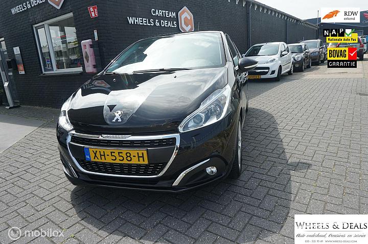 Peugeot 208 1.2 PureTech Signature