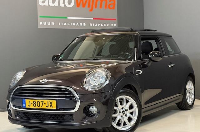 MINI Cooper Mini 1.5 Serious Automaat Panoramadak, Sportstoelen, navigatie, led lampen, climate control Keyles, 