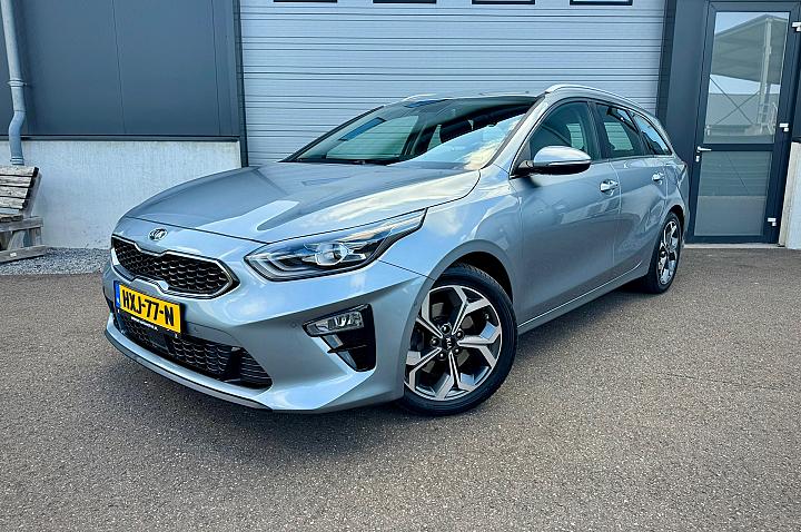 Kia Ceed Sportswagon 1.4 T-GDi DynamicLine / Apple Carplay / JBL / Camera