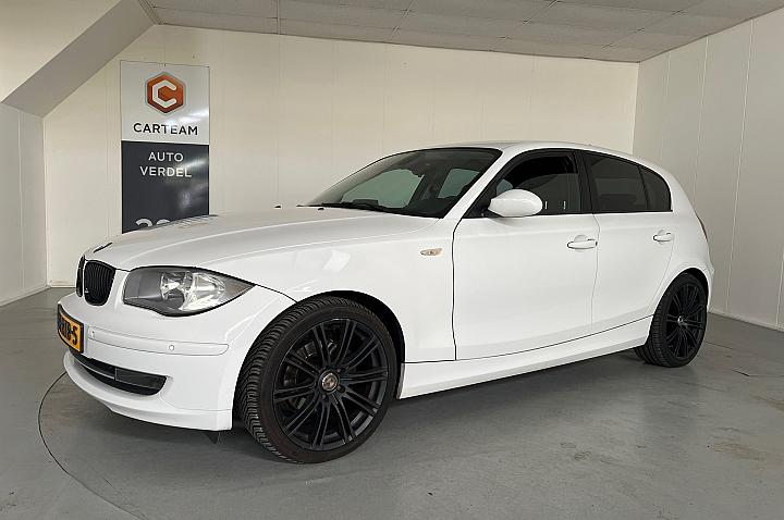 BMW 1 Serie 118i Automaat, Airco, Navigatie, Lederen bekleding, LMV