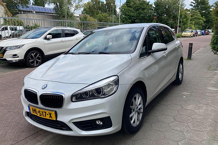 BMW 2 Serie Active Tourer 218i Essential|24.000km NAP|White Metallic