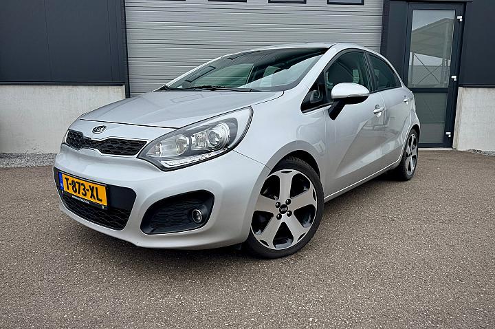 Kia Rio 1.4 CVVT Super Pack / CRUISE / Stoelverwarming / PDC