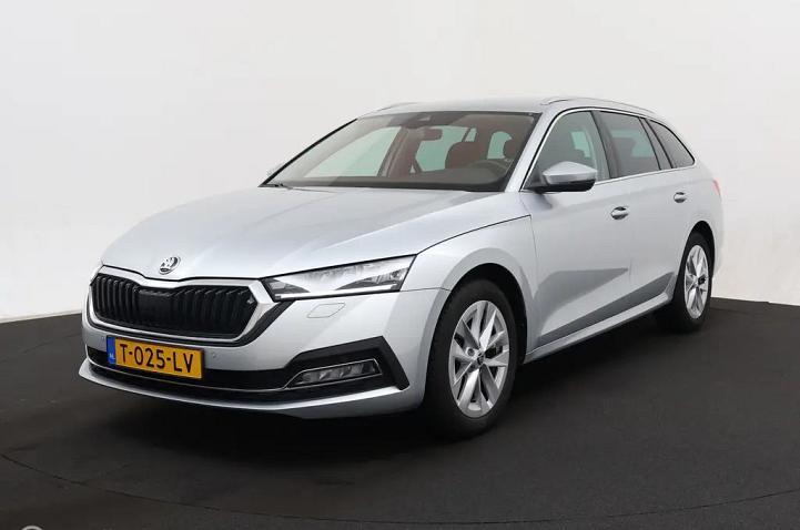 SKODA Octavia Combi 1.0 e-TSI Business Edition Plus | Sensoren V+A | Navi | Stoelverwarming voor | LED | Virtual C