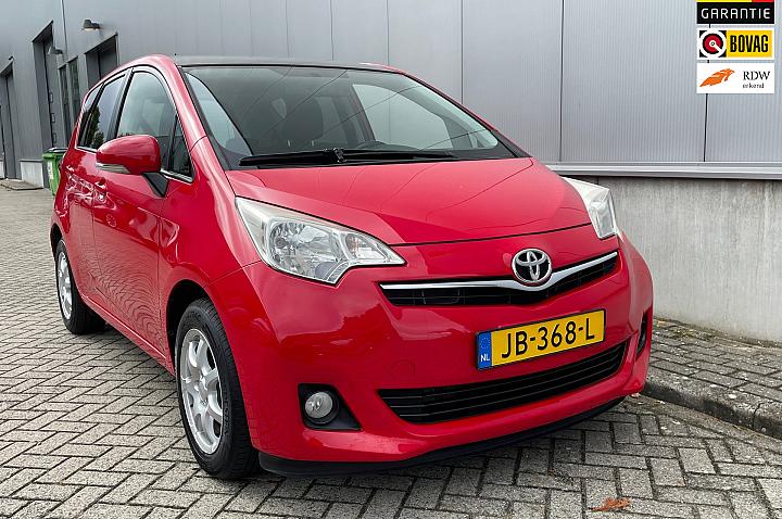 Toyota Verso-S 1.3 VVT-i Comfort / Camera / Panorama dak / Navigatie