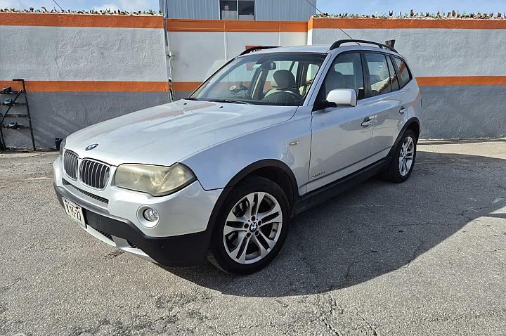 BMW X3 xDrive30i