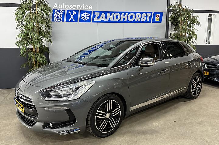 Citroën DS5 1.6 THP So Chic // Leer // massage stoelen