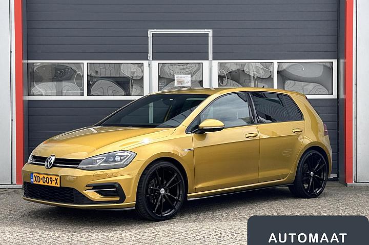 Volkswagen Golf 1.4 TSI Highline Business R-Line | LED | 19 inch | Virtual | Camera | Alcantara |
