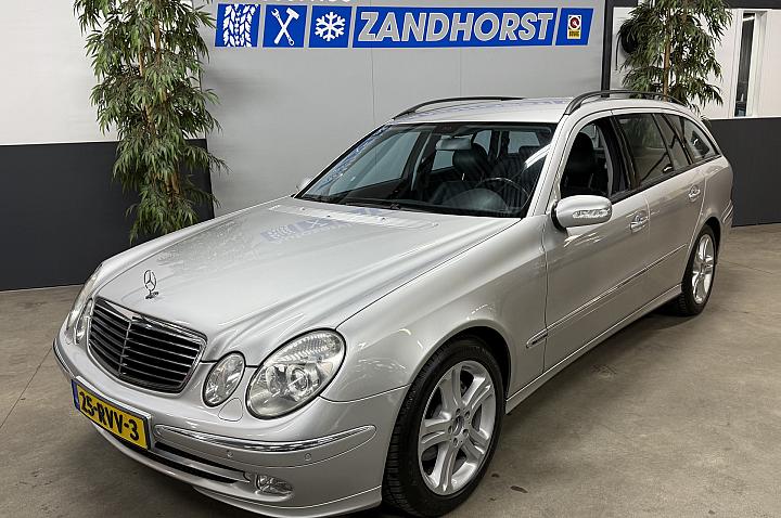 Mercedes-Benz E-Klasse Combi 320 Avantgarde // Luchtvering // Leer // massage stoelen // wegklapbare trekhaak