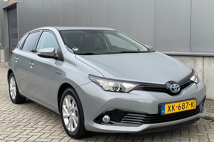 Toyota Auris 1.8 Hybrid Energy Plus / Navigatie / Trekhaak