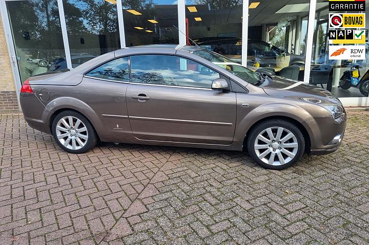 Ford Focus Coupé-Cabriolet 1.6-16V Titanium cabriolet