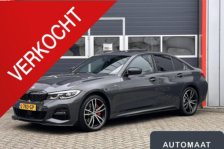 BMW 3 Serie 330e eDrive Edition M sport | Head Up | Pano | LED | Individual | Camera | NAP |