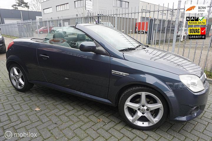 Opel Tigra TwinTop 1.8-16V ( LEUKE CABRIO !!)