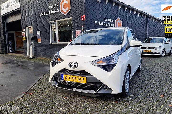 Toyota Aygo 1.0 VVT-i x-joy