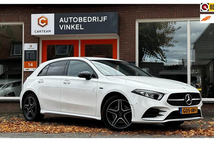 Mercedes-Benz A-Klasse 250 e Business Solution AMG Limited *Sfeerverlichting*Carplay*Stoelver*Camera*Cruisecontrol*