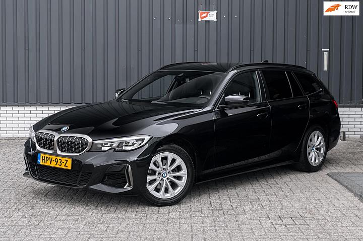 BMW 3 Serie Touring 320i High Executive*Trekhaak*Navigatie*Automaat*
