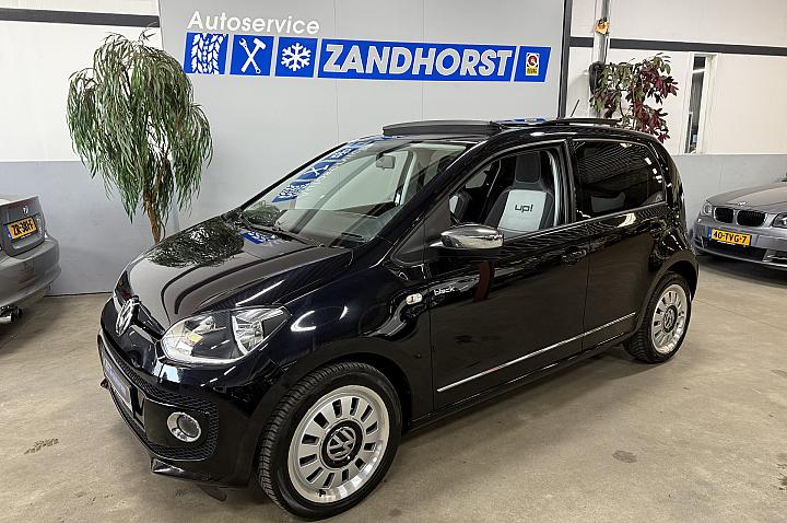 Volkswagen up! 1.0 high up! Panodak