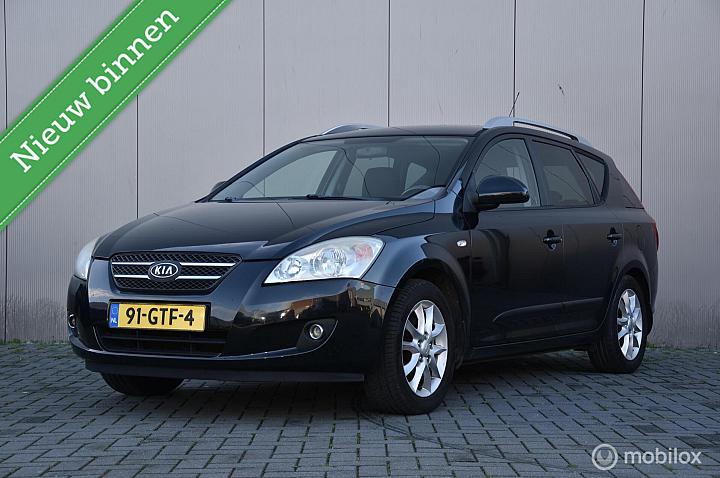 Kia cee'd Sporty Wagon 1.6 X-ecutive | Trekhaak | Airco |