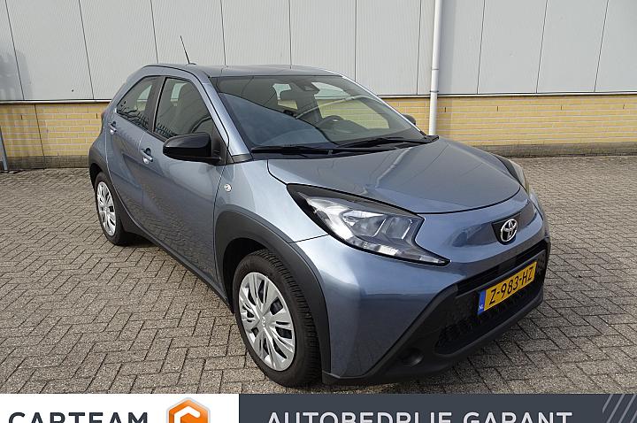 Toyota Aygo X 1.0 VVT-i MT Play Camera/ Adapt. cruiscontr./ Multimedia