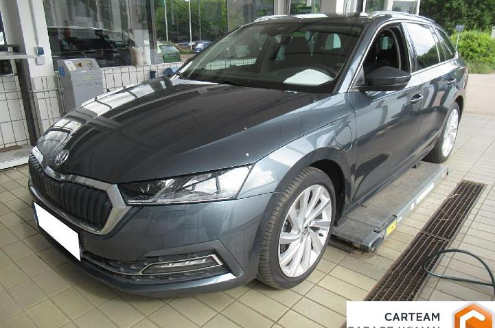 SKODA Octavia Combi 1.4 TSI iV PHEV Business verkocht
