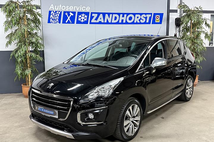 Peugeot 3008 1.2 PureTech Style // Camera // PDC // Trekhaak