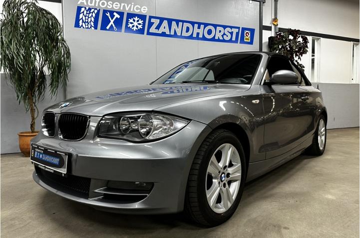 BMW 1 Serie 118i Autom. // Cruise // Ecc // Half Leer // Sportstoelen Verkocht!!!